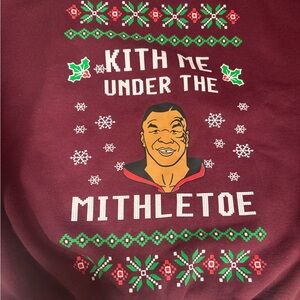 Gildan Heavy Blend Burgundy Sweatshirt with Festive Pattern